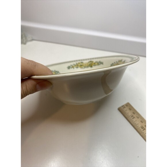 Eschenbach Roswitha Baronet China Greenbriar 9” Oval Bowl - Picture 3 of 10
